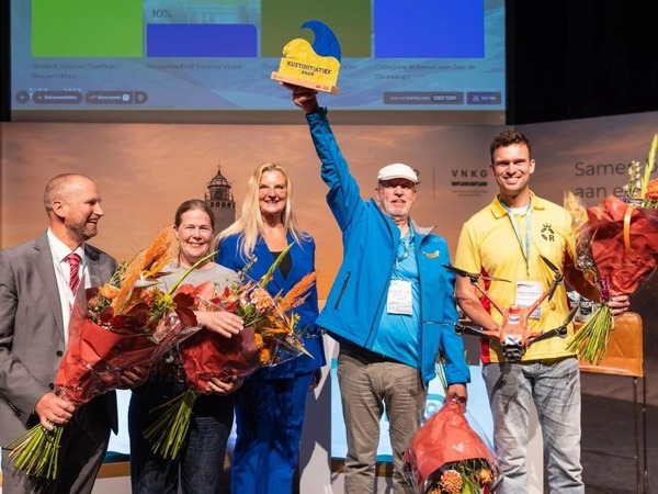 Foto van de prijsuitreiking van Kustinitiatief 2026